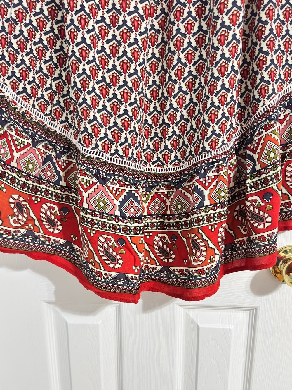 Hayden Los Angeles Boho Paisley Print High Low Midi Skirt Red Cream Size Large - Picture 6 of 12